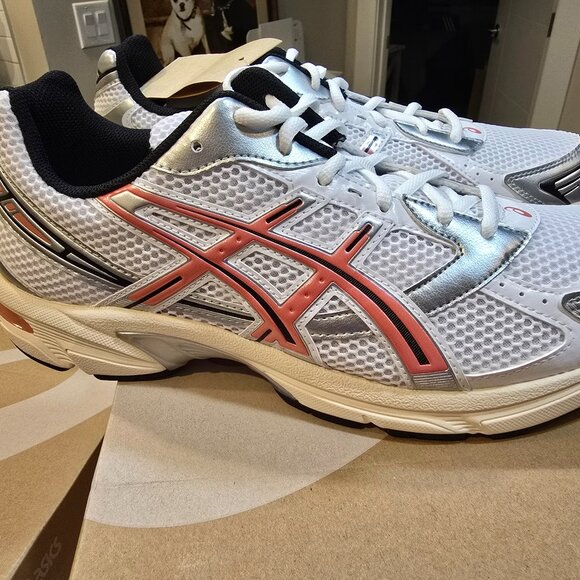 ASICS Gel-1130 White - Desert Red 1203A609-102 Mens Size 10 NEW SNEAKER SHOES - Picture 1 of 9